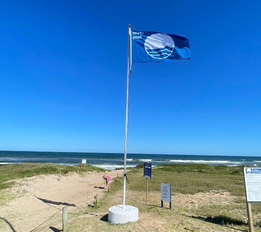 Autoridades presentes na cerimônia da Bandeira Azul