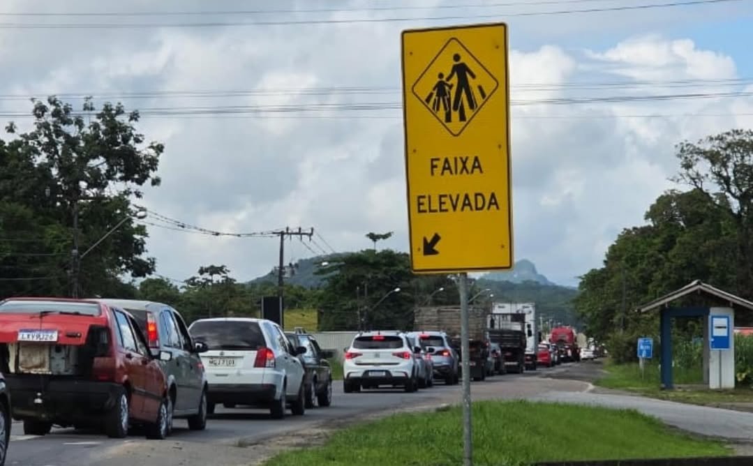 Trânsito intenso na SC-415 devido a obras