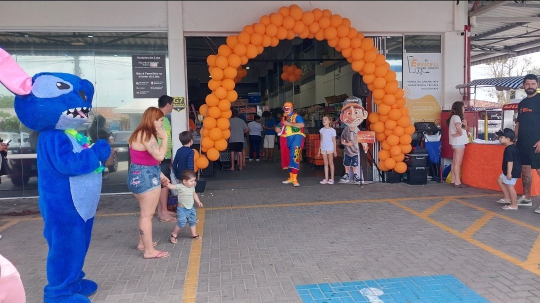 Detalhe da celebração no Polastro Supermercados.