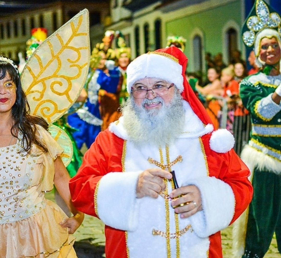Decoração de Natal na Praça Getúlio Vargas