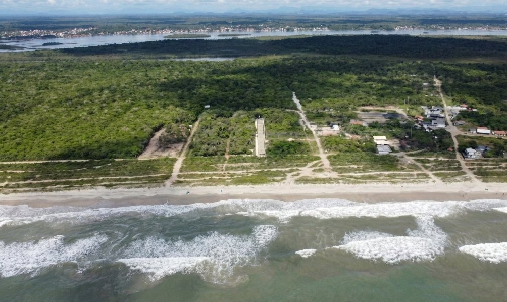 Detalhe da área de loteamento na Praia do Ervino